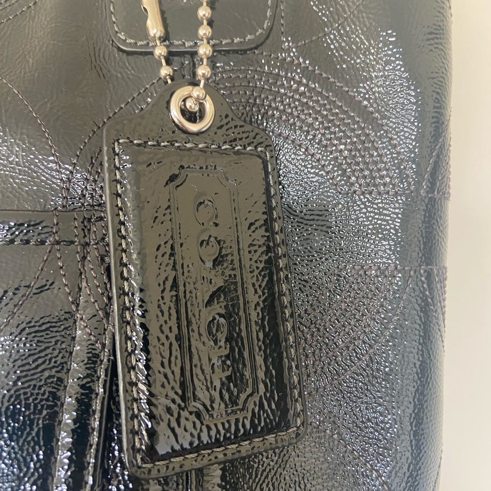 Coach purse - Picture 3 of 9